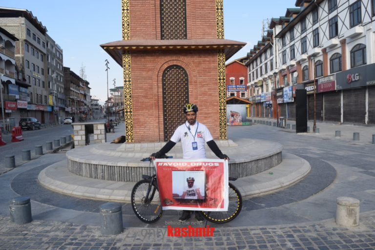 Mir Iterat Haideri starts cycling from Kashmir to Delhi to raise awareness about the drug menace